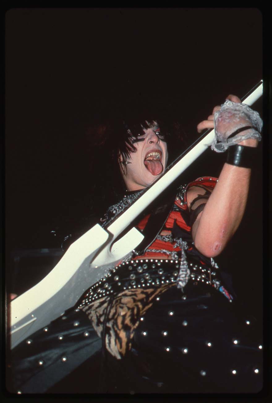 Nikki on Bark at the Moon Tour