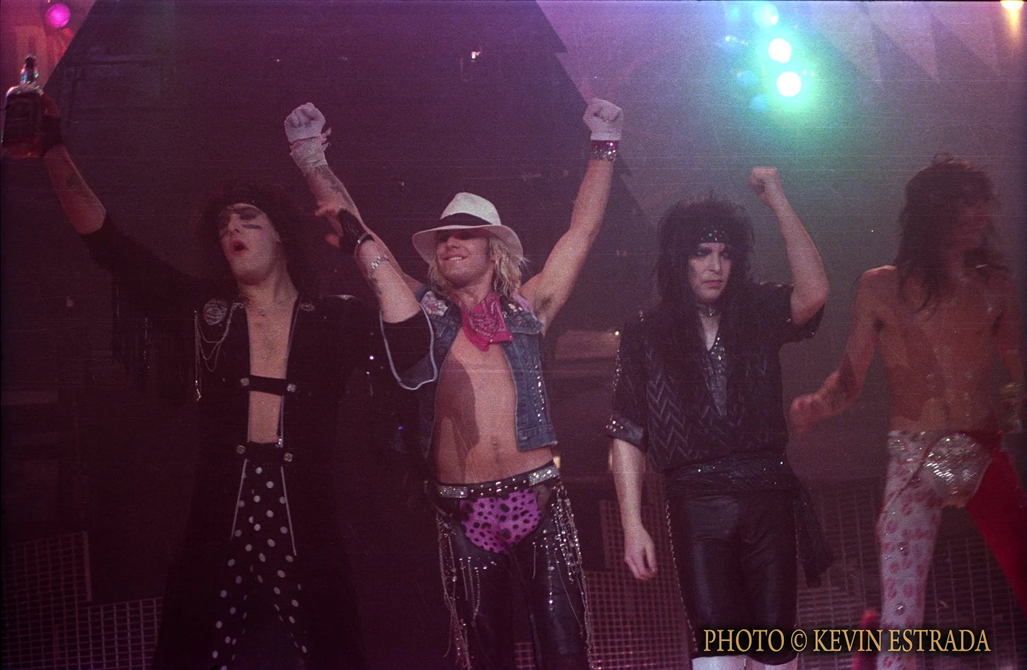 LA Theatre of Pain Bows The Forum, L.A., 1985