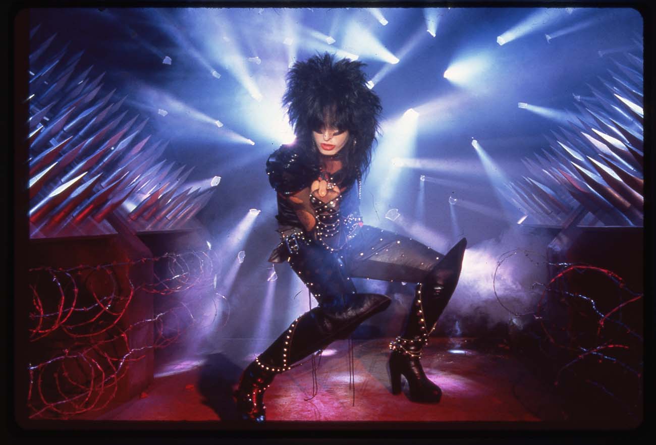 "Looks That Kill" Video: Nikki